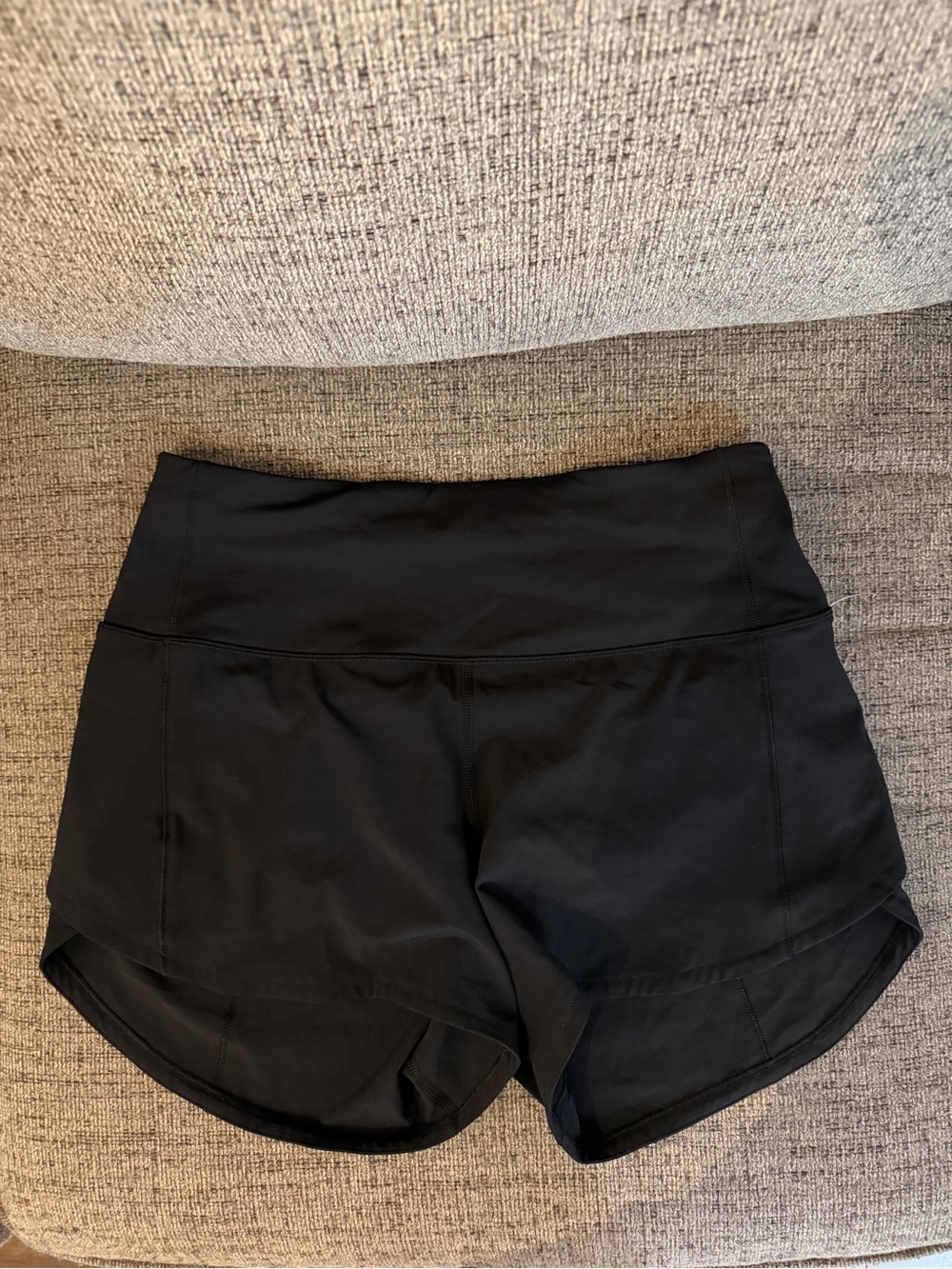 Lululemon speed up HR short 4”